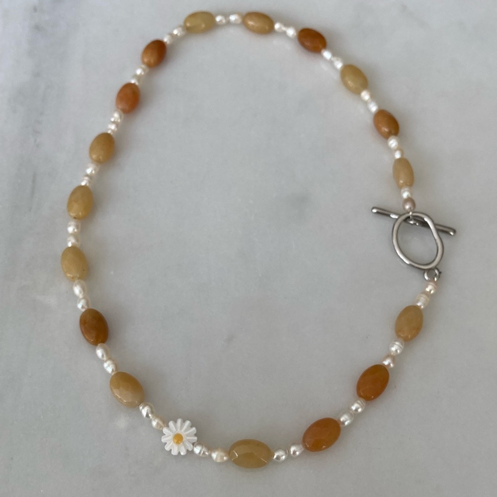 Yellow jade handmade necklace